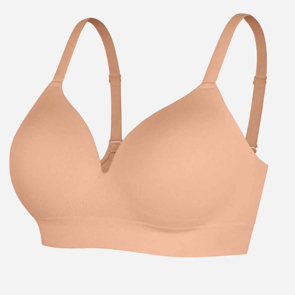 Seamless Nude Bra - Picture 5 of 8
